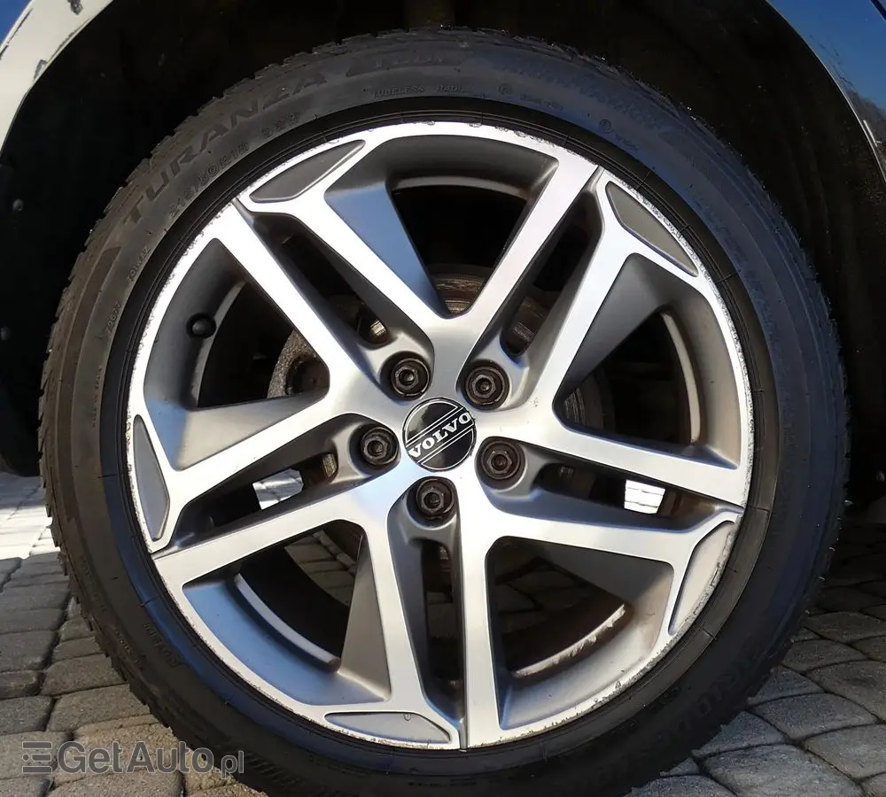 VOLVO V40 D3 Drive-E Summum