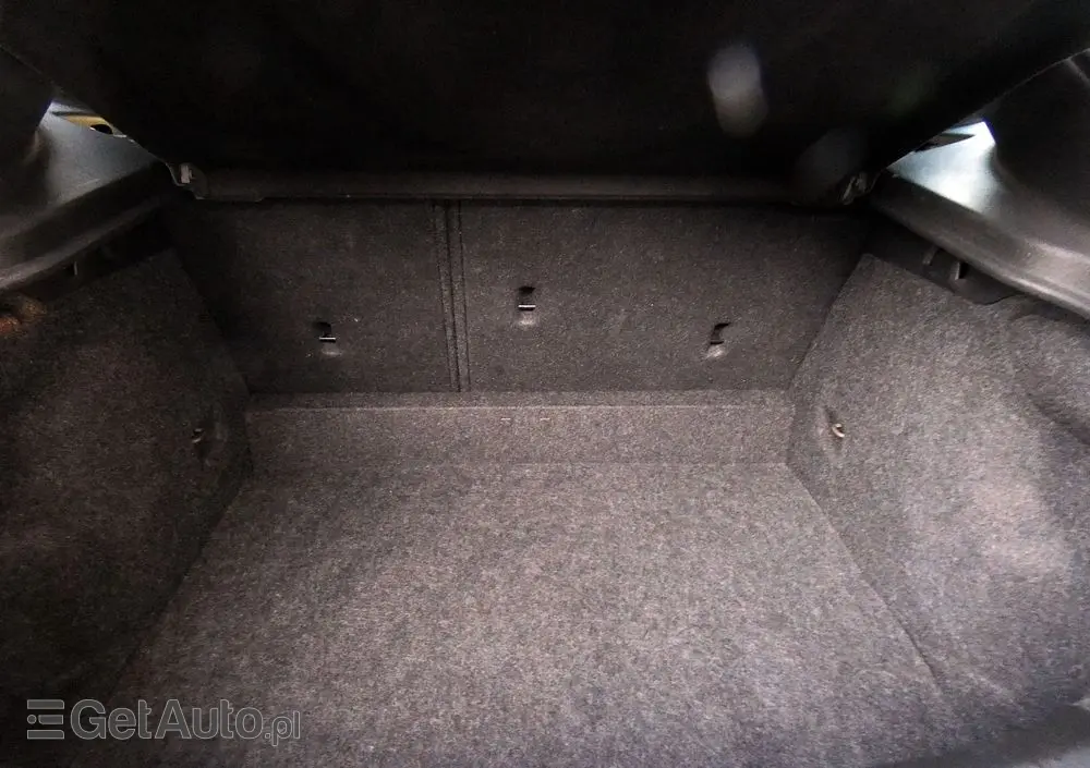 VOLVO V40 D3 Drive-E Summum