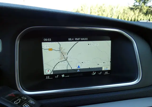 VOLVO V40 D3 Drive-E Summum