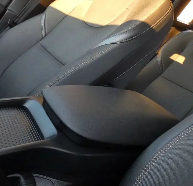 VOLVO V40 D3 Drive-E Summum