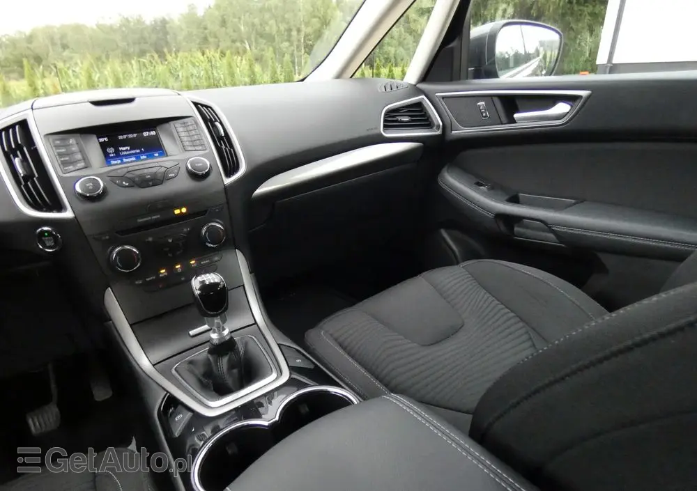 FORD S-Max 1.5 EcoBoost Titanium