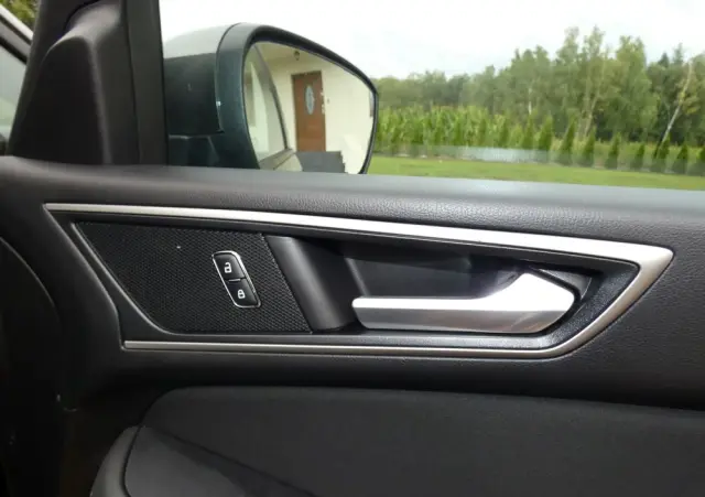 FORD S-Max 1.5 EcoBoost Titanium