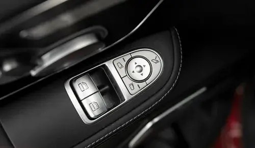 MERCEDES-BENZ Klasa V 