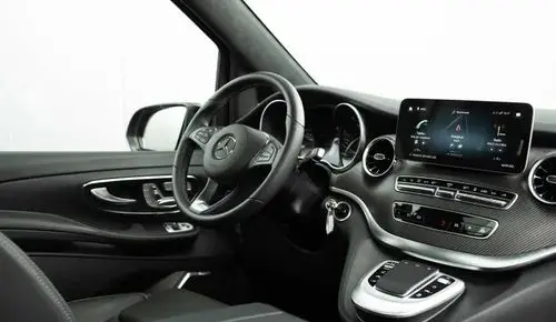 MERCEDES-BENZ Klasa V 