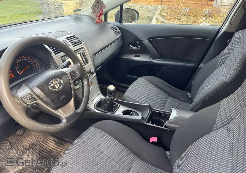 TOYOTA Avensis 2.0 D-4D Sol plus+NAVI