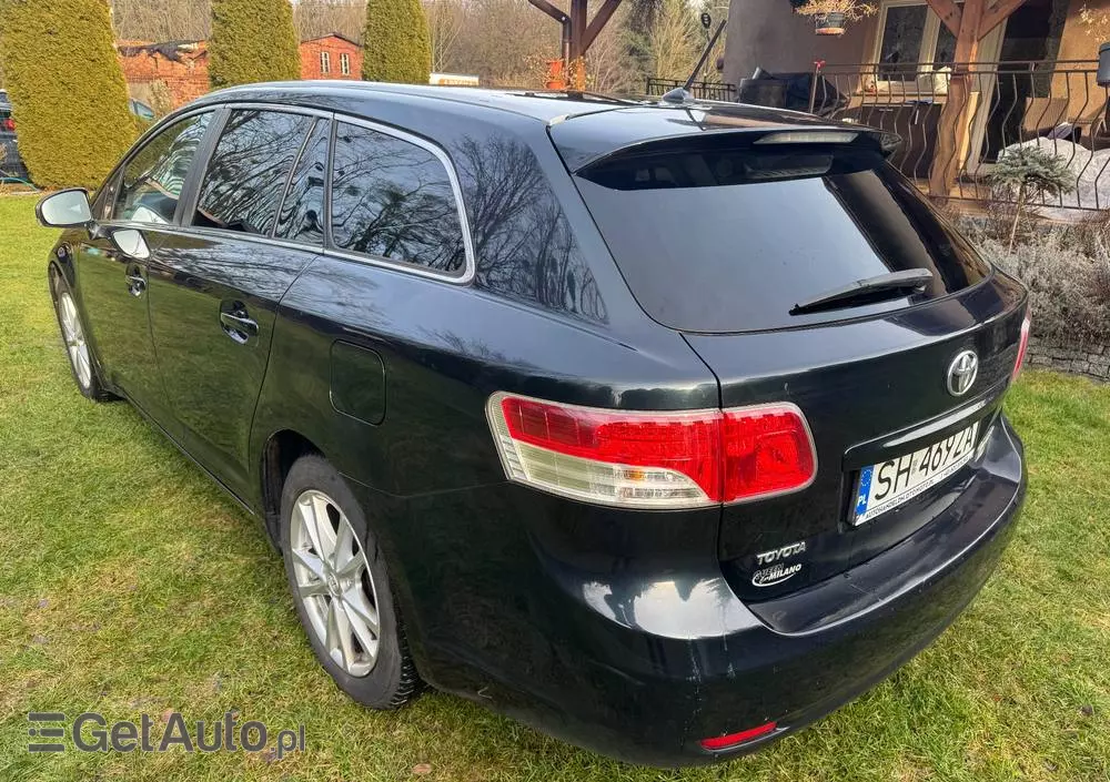 TOYOTA Avensis 2.0 D-4D Sol plus+NAVI