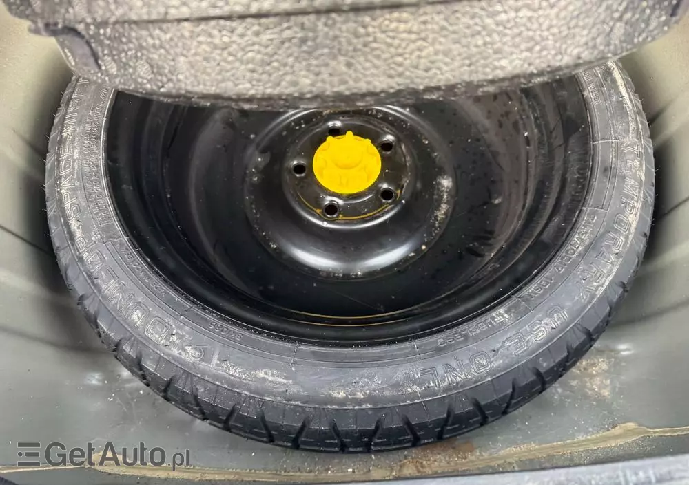 TOYOTA Avensis 2.0 D-4D Sol plus+NAVI