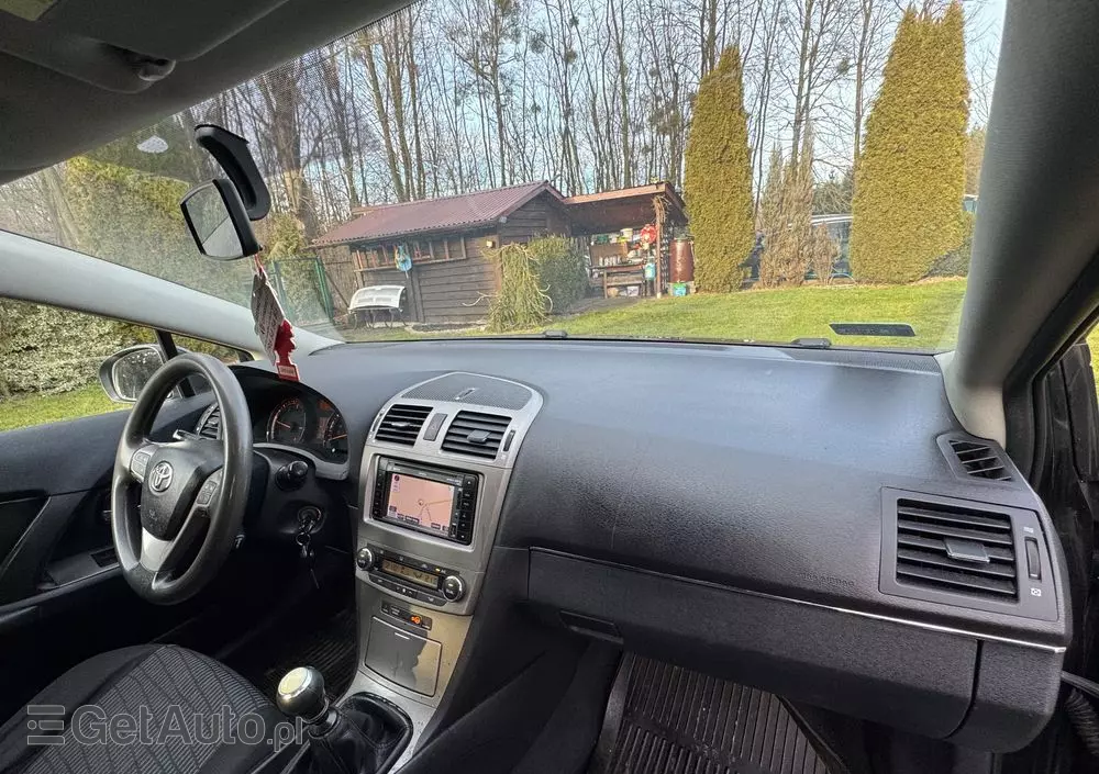TOYOTA Avensis 2.0 D-4D Sol plus+NAVI
