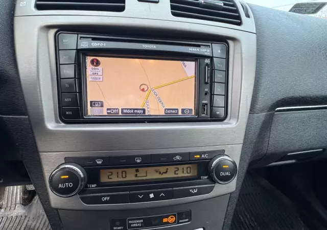 TOYOTA Avensis 2.0 D-4D Sol plus+NAVI