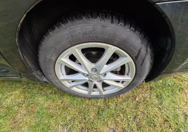 TOYOTA Avensis 2.0 D-4D Sol plus+NAVI