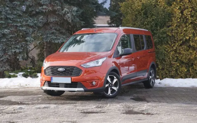 FORD Transit Connect Kombi 230 L2 Active PowerShift