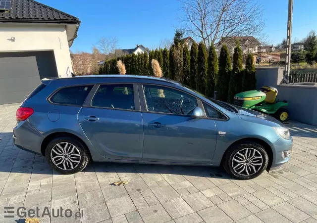 OPEL Astra 1.4 Turbo Active