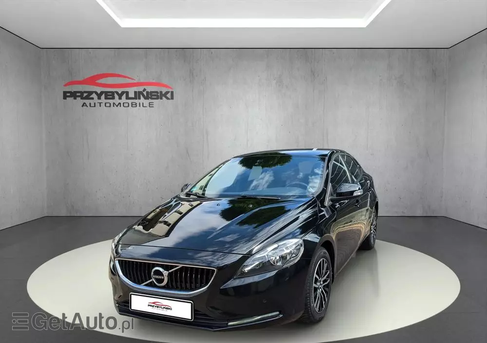 VOLVO V40 D3 Drive-E R-Design Kinetic