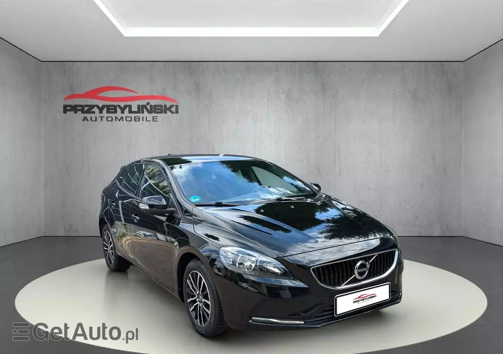 VOLVO V40 D3 Drive-E R-Design Kinetic
