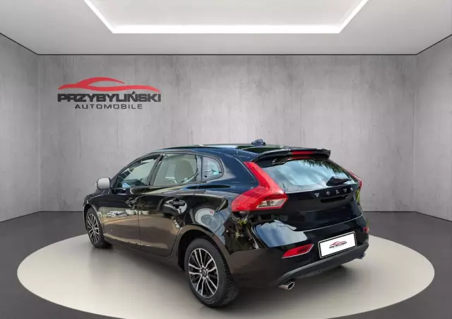 VOLVO V40 D3 Drive-E R-Design Kinetic
