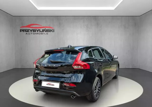 VOLVO V40 D3 Drive-E R-Design Kinetic