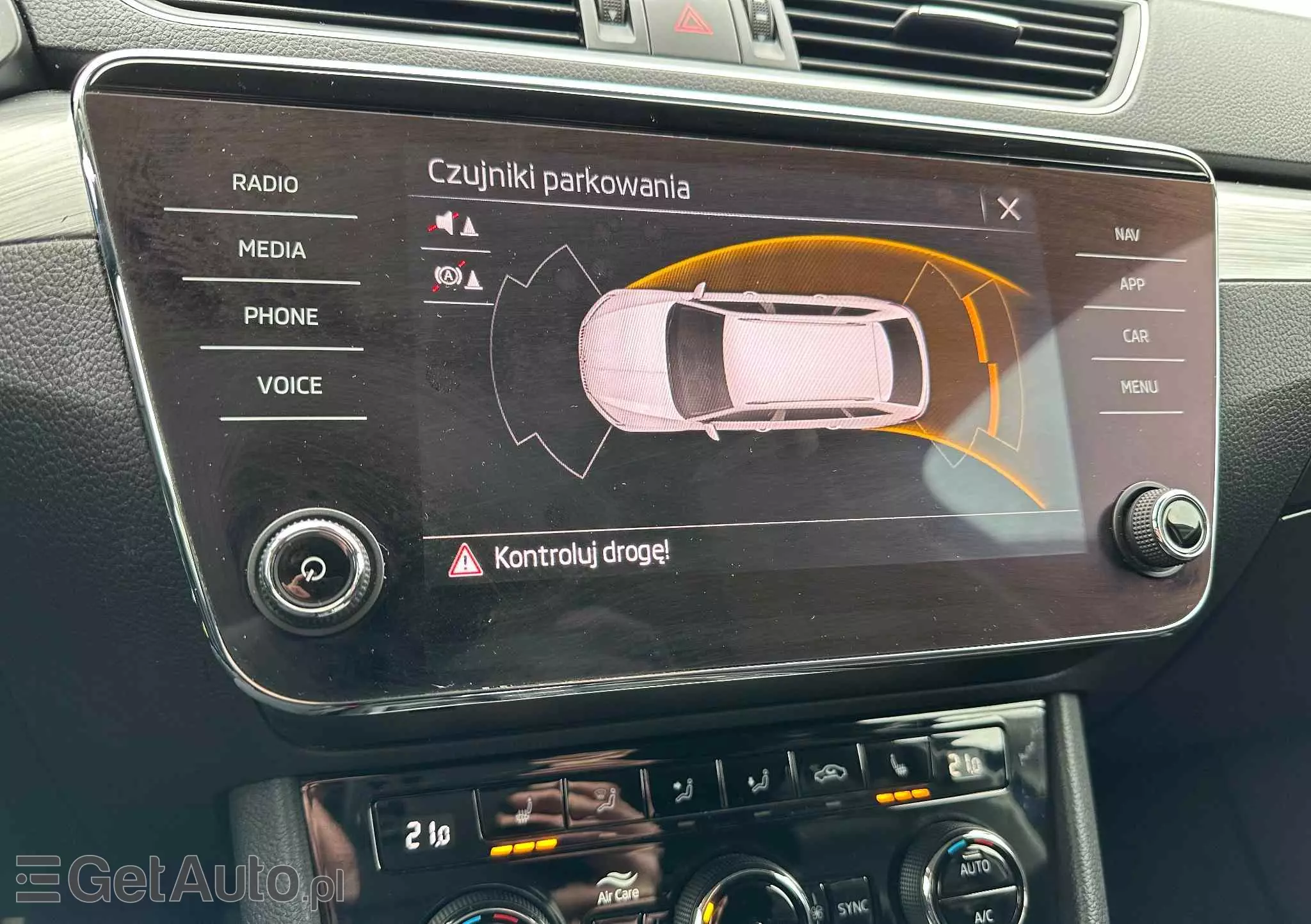 SKODA Superb 2.0 TDI SCR Style