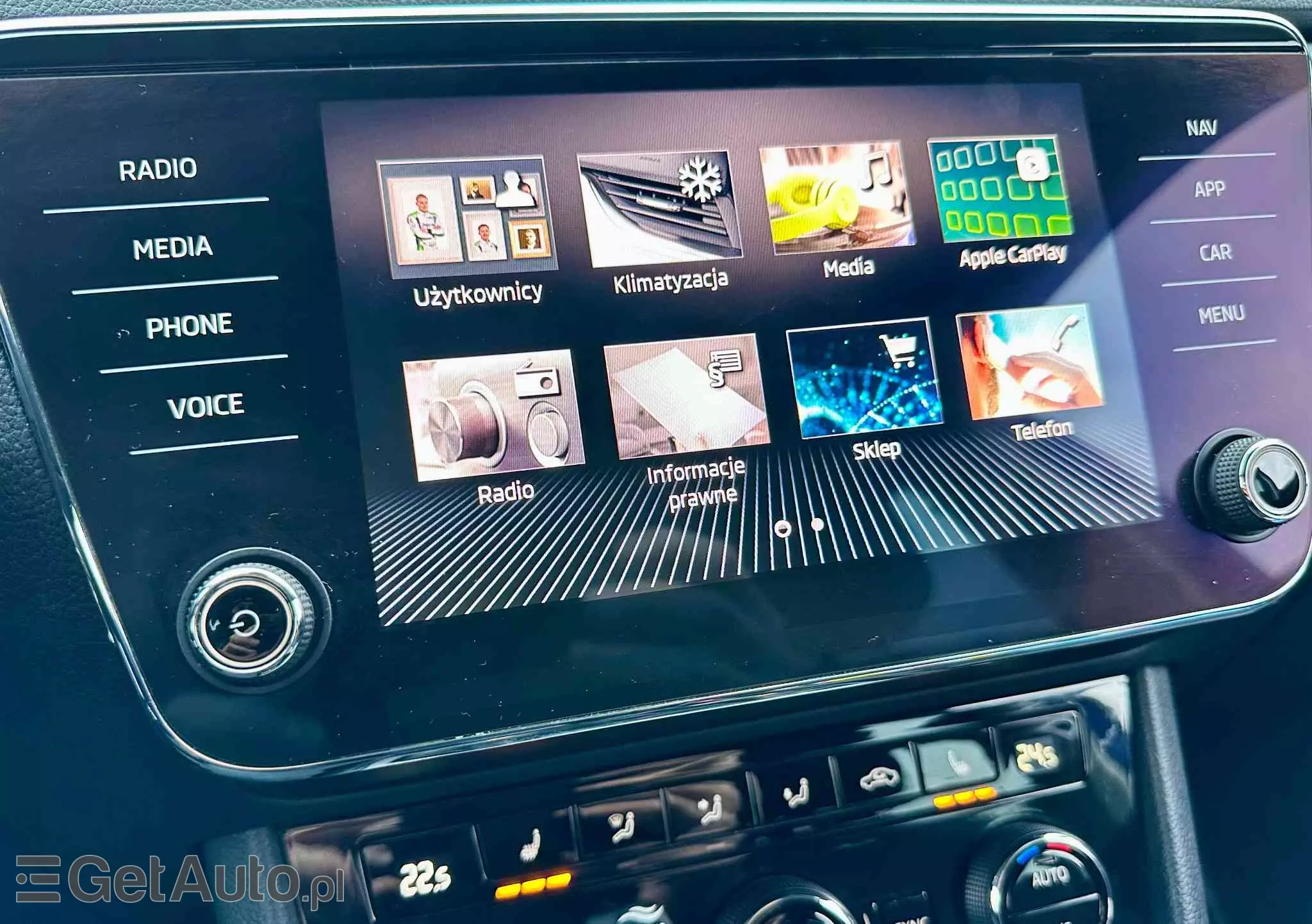 SKODA Superb 2.0 TDI SCR Style