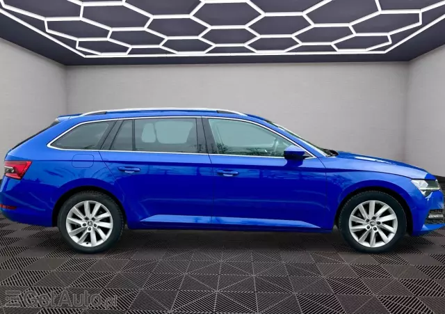 SKODA Superb 2.0 TDI SCR Style