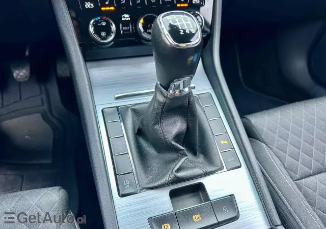 SKODA Superb 2.0 TDI SCR Style