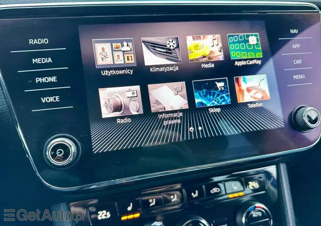 SKODA Superb 2.0 TDI SCR Style