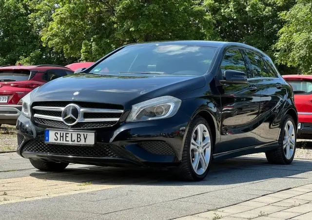 MERCEDES-BENZ Klasa A 200 (BlueEFFICIENCY) Urban