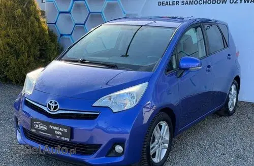 TOYOTA Verso-S 