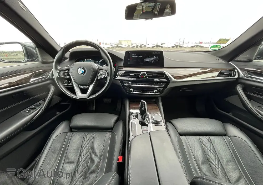 BMW Seria 5 520i Luxury Line