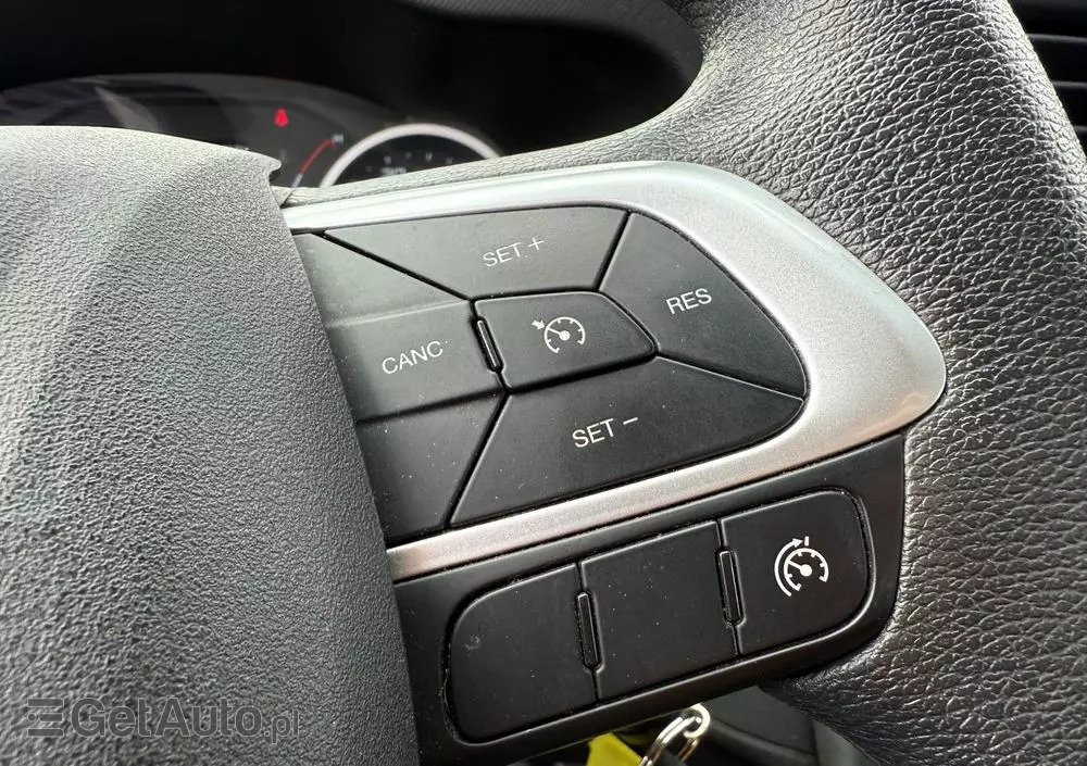 IVECO 2021/Daily/Średni/manual/Klima/Tempomat/ 