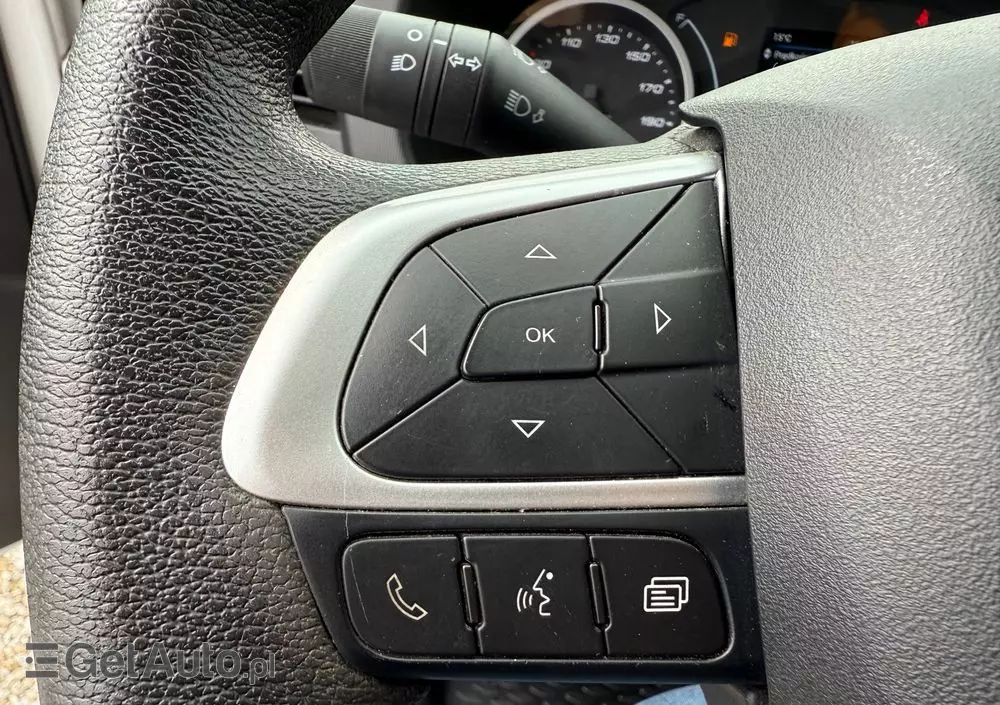 IVECO 2021/Daily/Średni/manual/Klima/Tempomat/ 