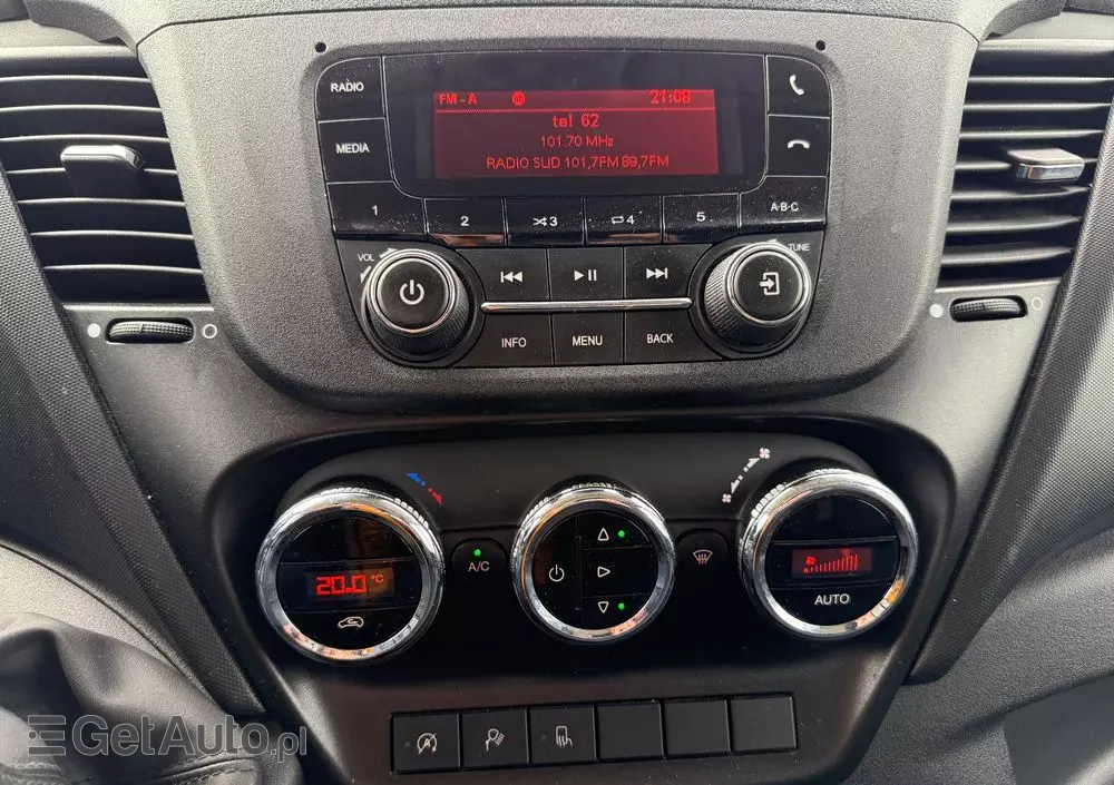 IVECO 2021/Daily/Średni/manual/Klima/Tempomat/ 