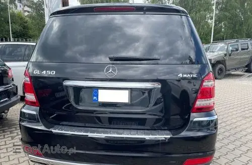 MERCEDES-BENZ GL 