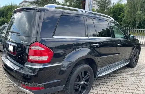 MERCEDES-BENZ GL 