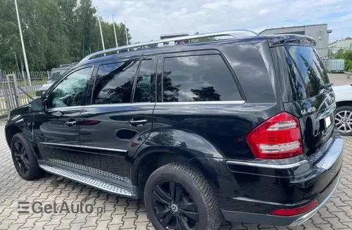 MERCEDES-BENZ GL 