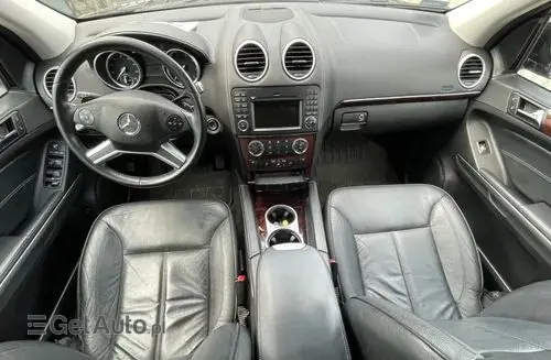 MERCEDES-BENZ GL 