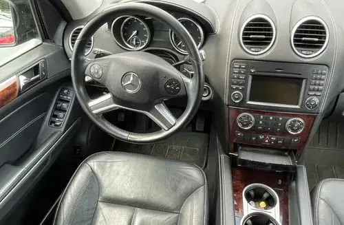 MERCEDES-BENZ GL 