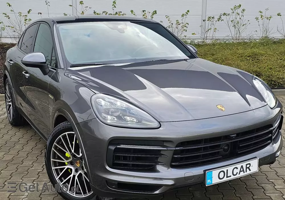 PORSCHE Cayenne Coupe E-Hybrid