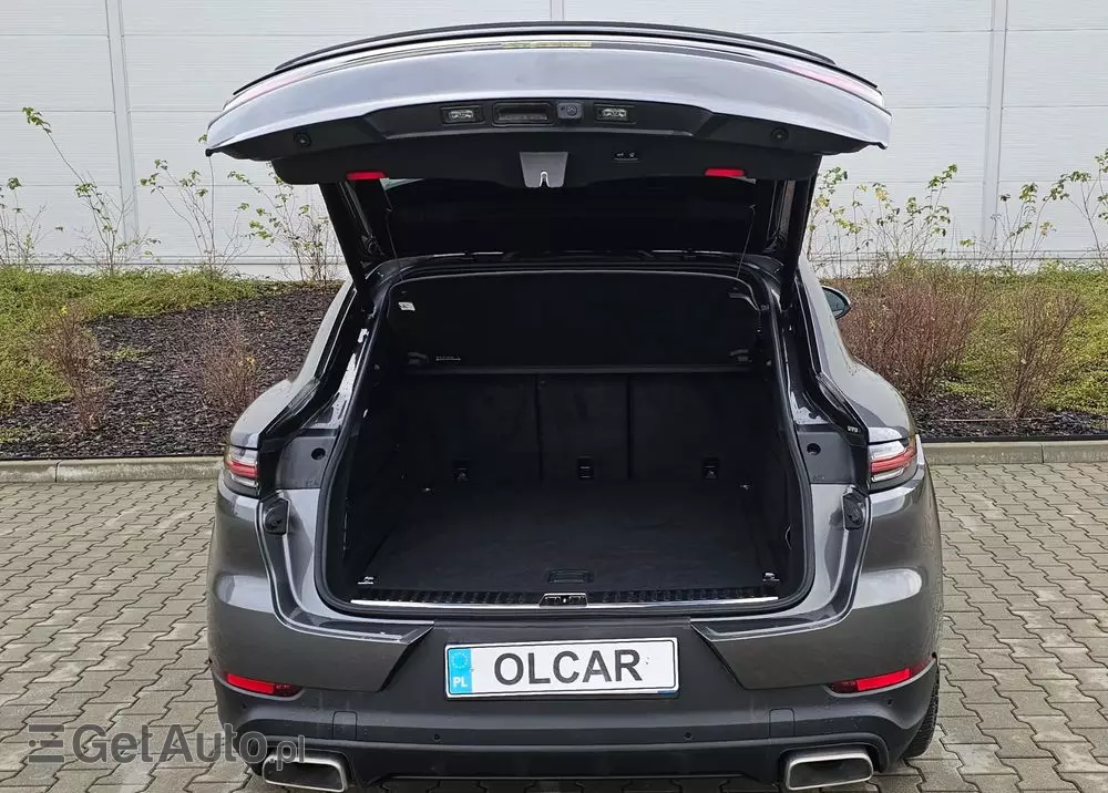 PORSCHE Cayenne Coupe E-Hybrid