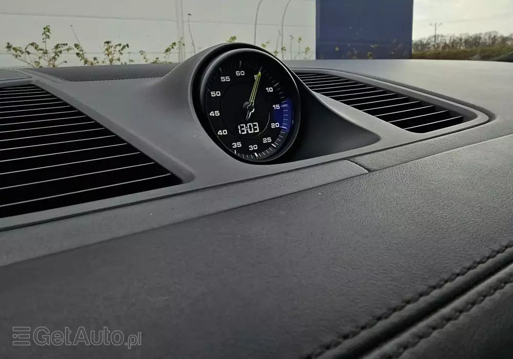 PORSCHE Cayenne Coupe E-Hybrid