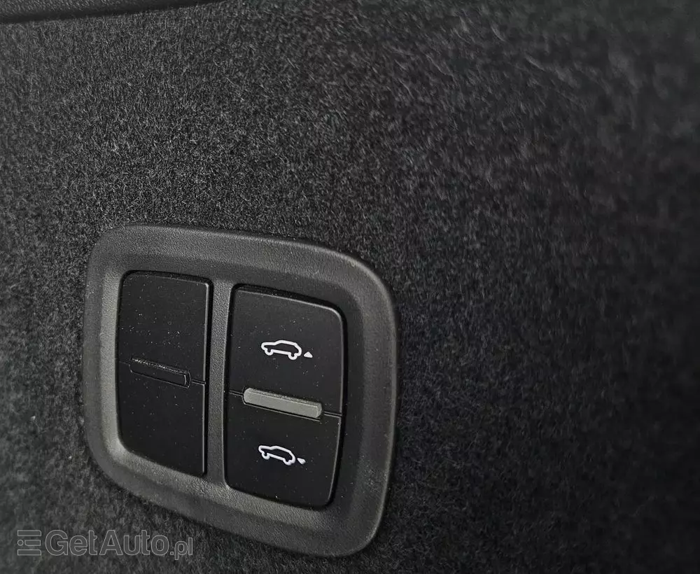 PORSCHE Cayenne Coupe E-Hybrid