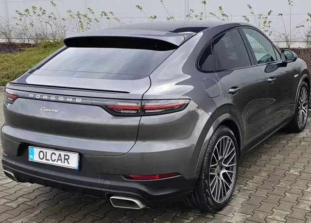 PORSCHE Cayenne Coupe E-Hybrid