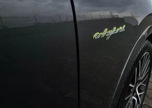 PORSCHE Cayenne Coupe E-Hybrid