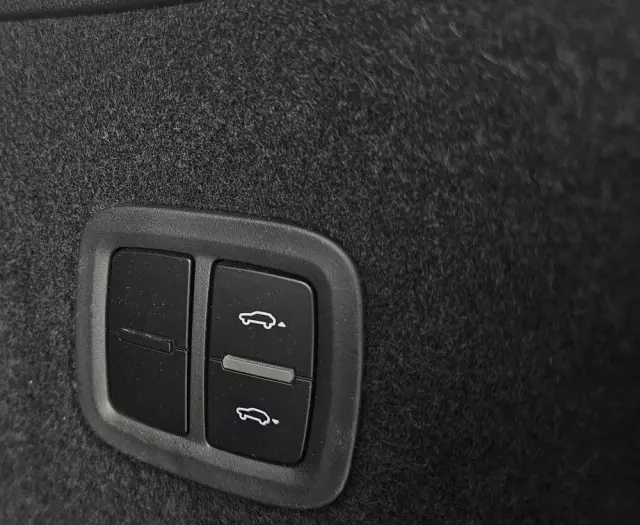 PORSCHE Cayenne Coupe E-Hybrid