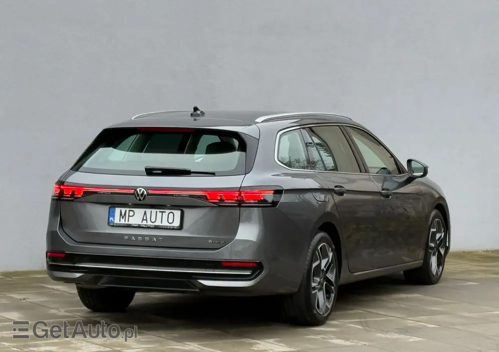 VOLKSWAGEN Passat Variant 2.0 TDI SCR 4Mot Elegance DSG