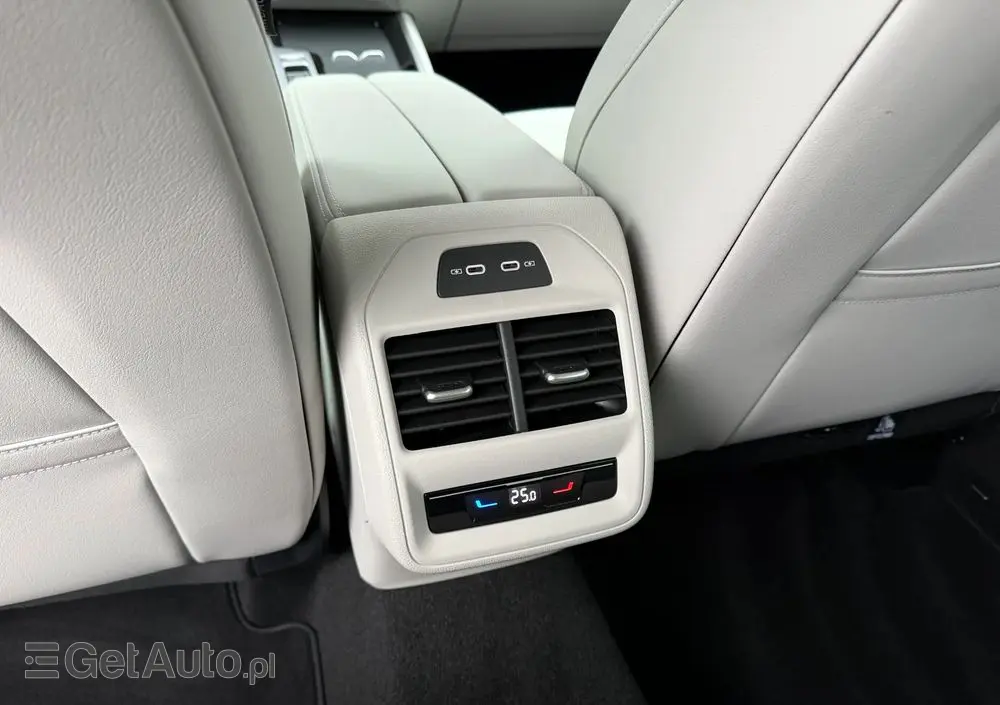 VOLKSWAGEN Passat Variant 2.0 TDI SCR 4Mot Elegance DSG