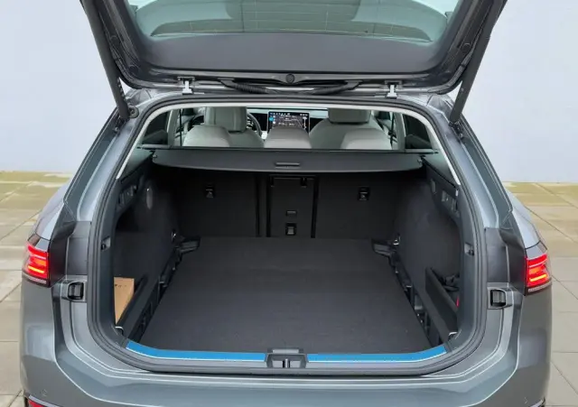 VOLKSWAGEN Passat Variant 2.0 TDI SCR 4Mot Elegance DSG