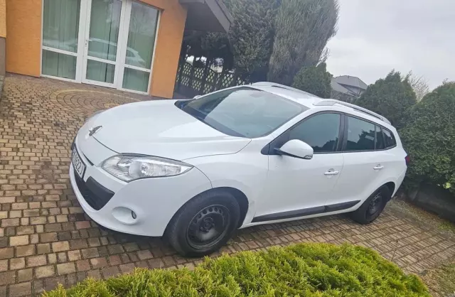 RENAULT Megane 