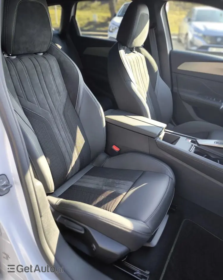 PEUGEOT 308 1.2 PureTech GT S&S EAT8