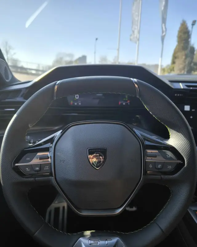 PEUGEOT 308 1.2 PureTech GT S&S EAT8