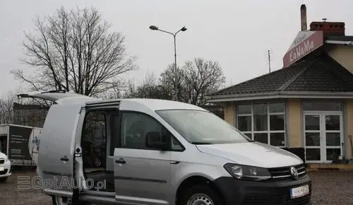 VOLKSWAGEN Caddy 